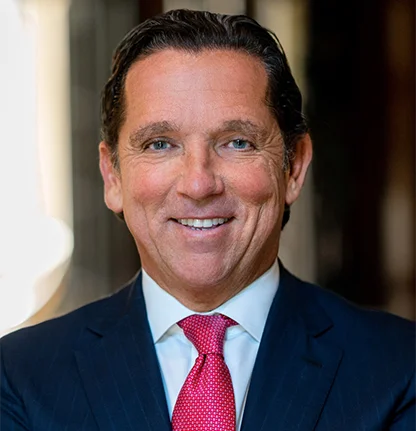 Tony Buzbee wins the 2017 UHLC “Dean’s Award” after representing the school in copyright litigation.